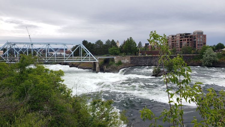 Spokane is at the eastern edge of washington state.